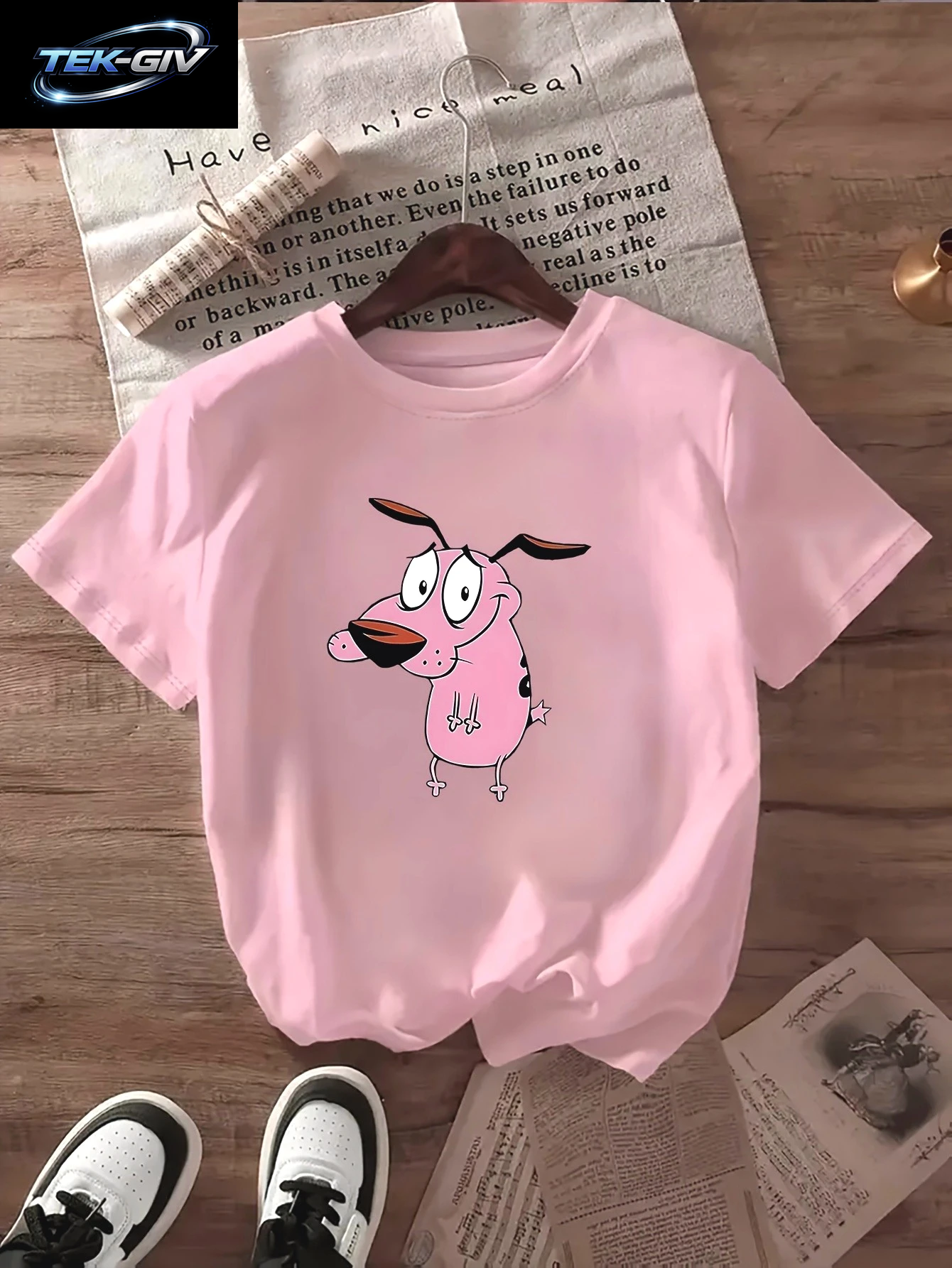 Damen-T-Shirt „Courage the Cowardly Dog“, Kreativ Bedruckt, Für Den Sommer, Rundhalsausschnitt, Kurzärmelig, Lässiges Oberteil, T-Shirt-Kleidung