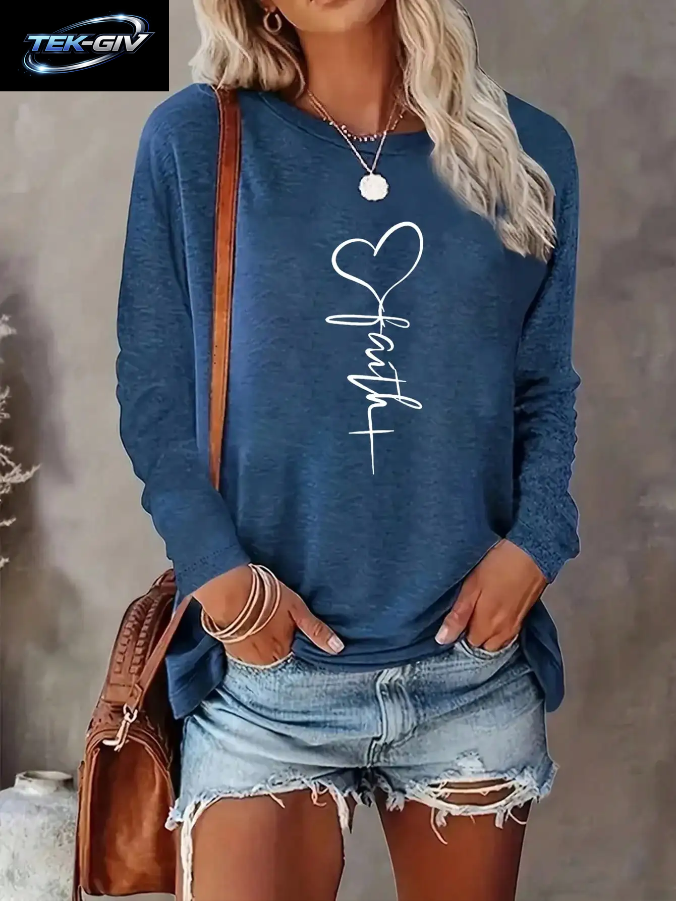 Damen Langarm-Oberteil Mit Rundhalsausschnitt, Elegantes Einfarbiges Polyester-Strick-T-Shirt, Herbst- Und Wintermode Mit Herzmuster