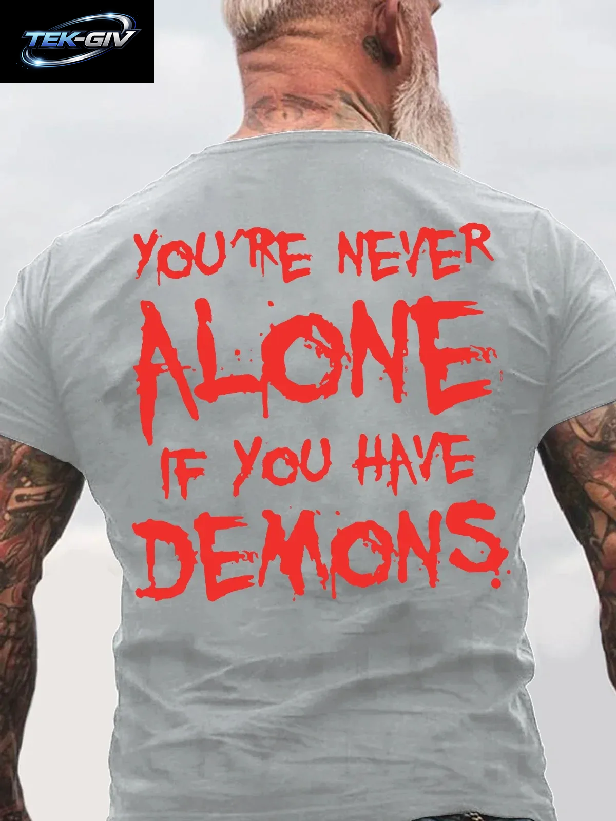 You'Re Never Alone If You Have Demons Schwarzes Baumwoll-T-Shirt Mit Aufdruck Auf Der Rückseite