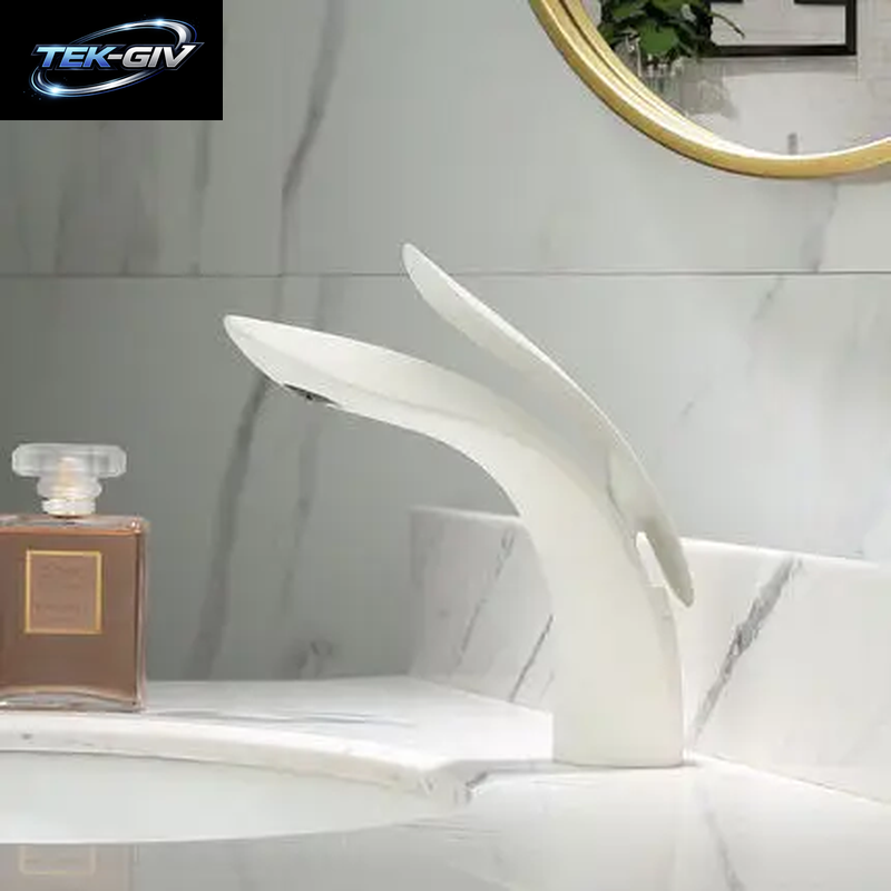 Becken Armaturen Moderne Rose Gold Bad Wasserhahn Wasserfall Einzigen Loch Kalt-Und Warmwasser Hahn Waschbecken Wasserhahn Mischer Wasserhähne XT-423