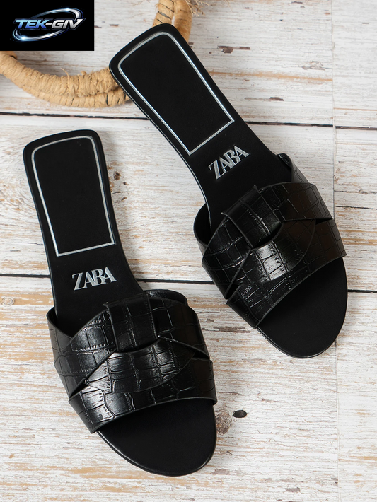 2026 Neue Modische Luxus-Designer-Damensandalen Gewebte Bequeme Damen-Sandalen Lässige Sommer-Flachsandalen Für Damen in Übergrößen