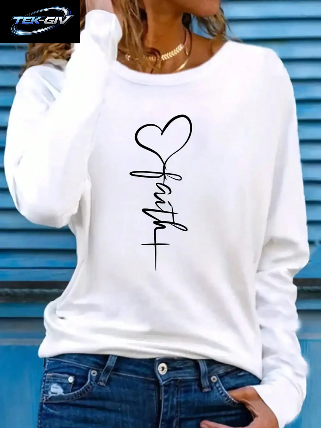 Damen Langarm-Oberteil Mit Rundhalsausschnitt, Elegantes Einfarbiges Polyester-Strick-T-Shirt, Herbst- Und Wintermode Mit Herzmuster