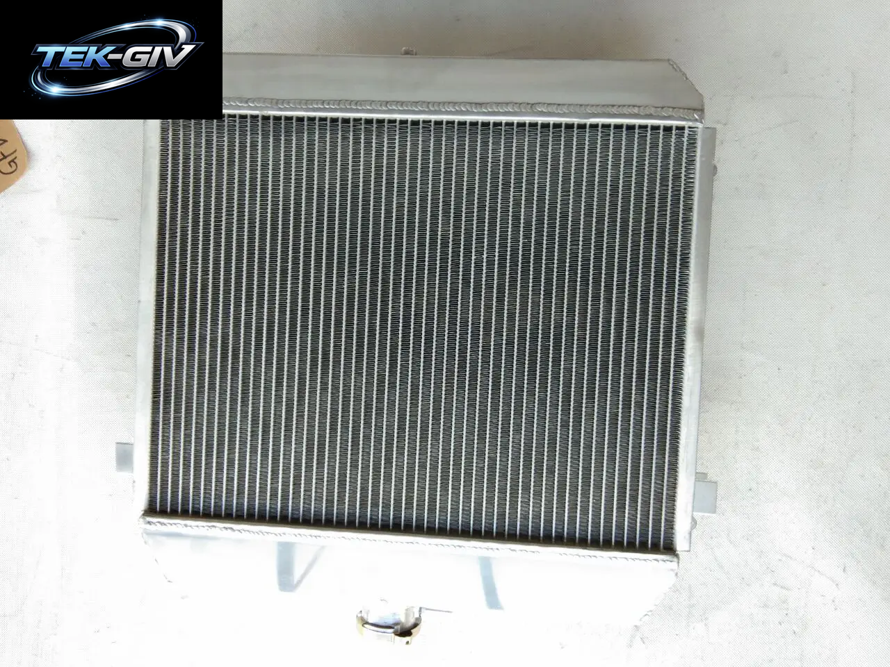 Aluminiumkühler Für Opel Ascona Manta B / Vauxhall Cavalier 1.8/1.9/2.0 MT 1975-1988 1976 1977 1978 1979 1980 1981 1982