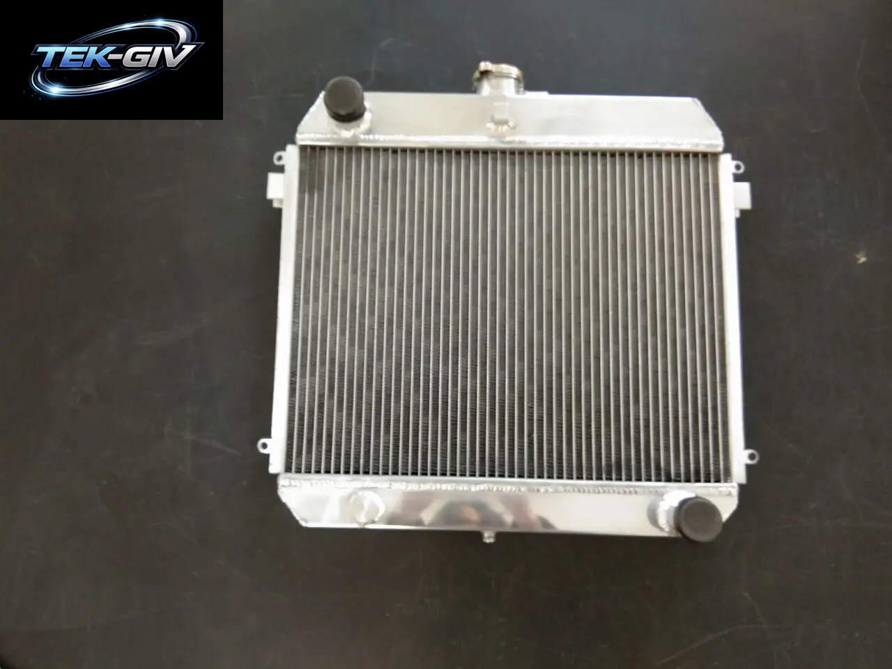 Aluminiumkühler Für Opel Ascona Manta B / Vauxhall Cavalier 1.8/1.9/2.0 MT 1975-1988 1976 1977 1978 1979 1980 1981 1982