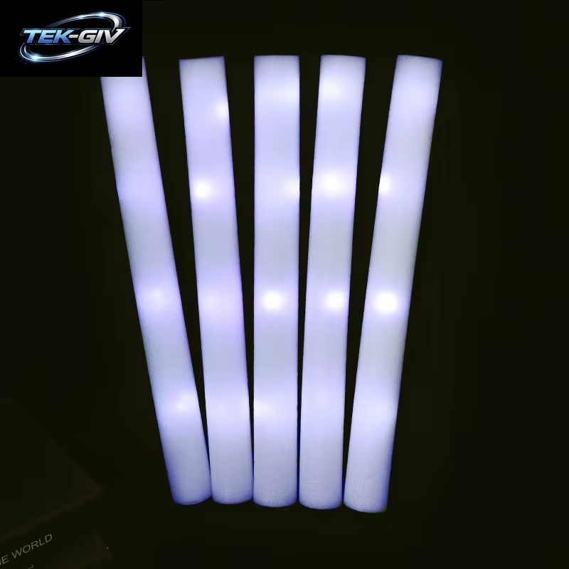 30 Stück RGB LED Glow Foam Stick Bulk Bunte LED Glow Sticks Cheer Tube Dark Light Geburtstag Hochzeit Party Supplies